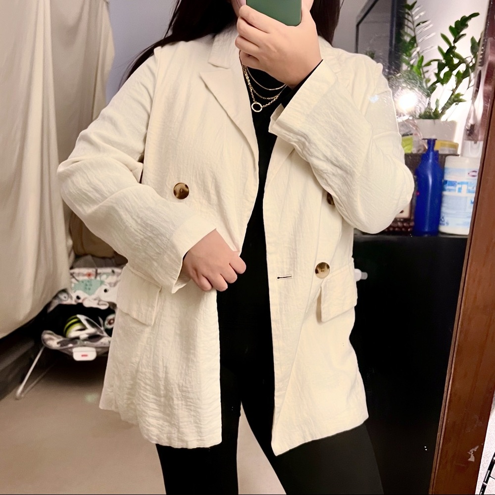 A new day Linen look lightweight oversized beige blazer